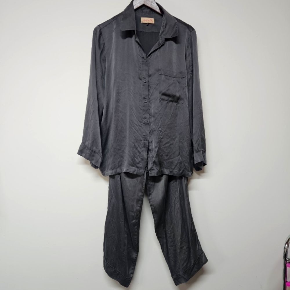 Papinelle 100% Silk Pajamas Size Med